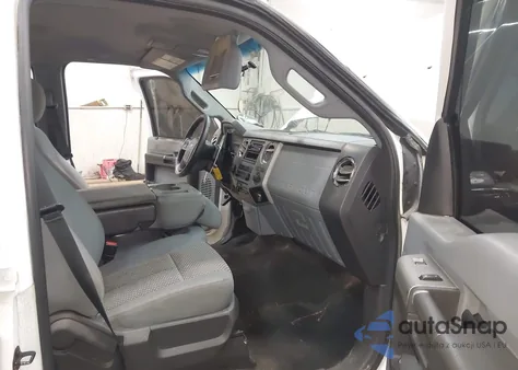 2013 Ford F-250 Xlt из США, поврежденный, VIN 1FT7W2B61DEB54557